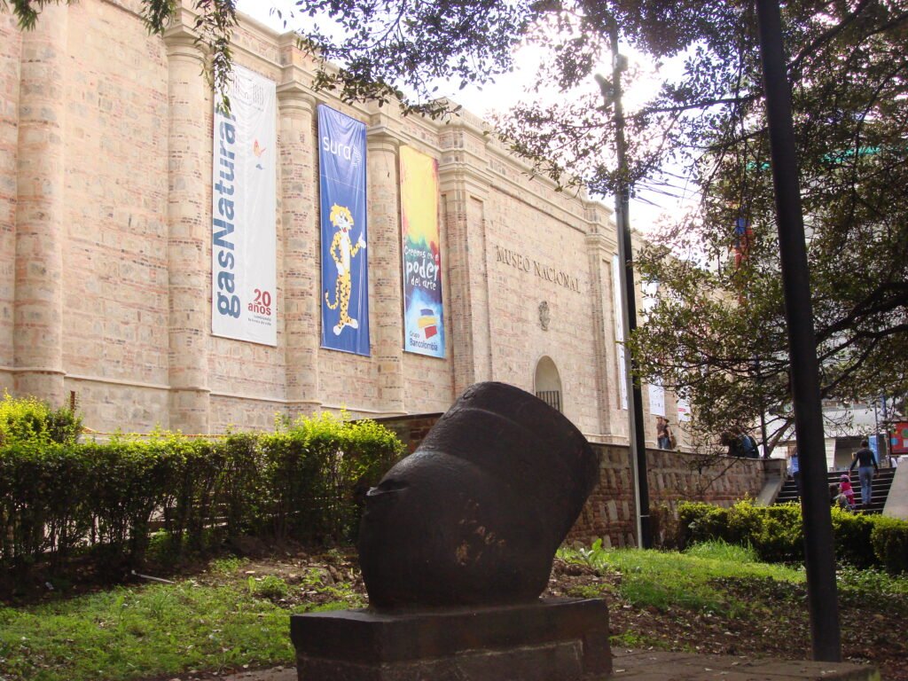 Vista exterior del Museo Nacional de Colombia en Bogotá, fotografía de archivo de diciembre de 2009; no corresponde al plantón.